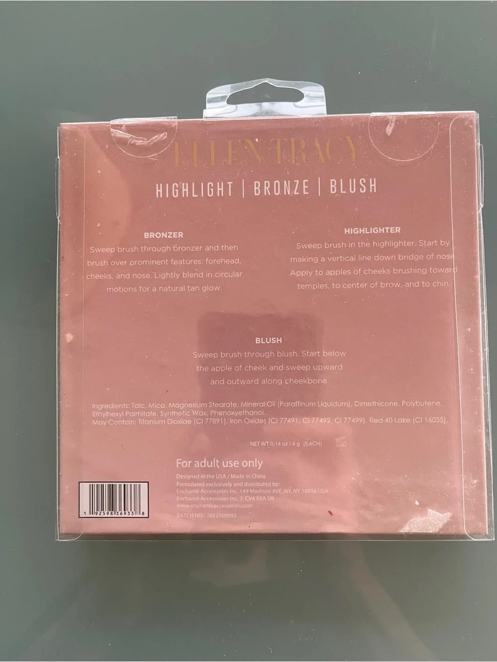 NWT Ellen Tracy Shimmer Glow Bronze Illuminator blush sexy gorgeous